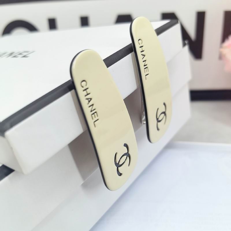 Chanel Hairpin dx (220)