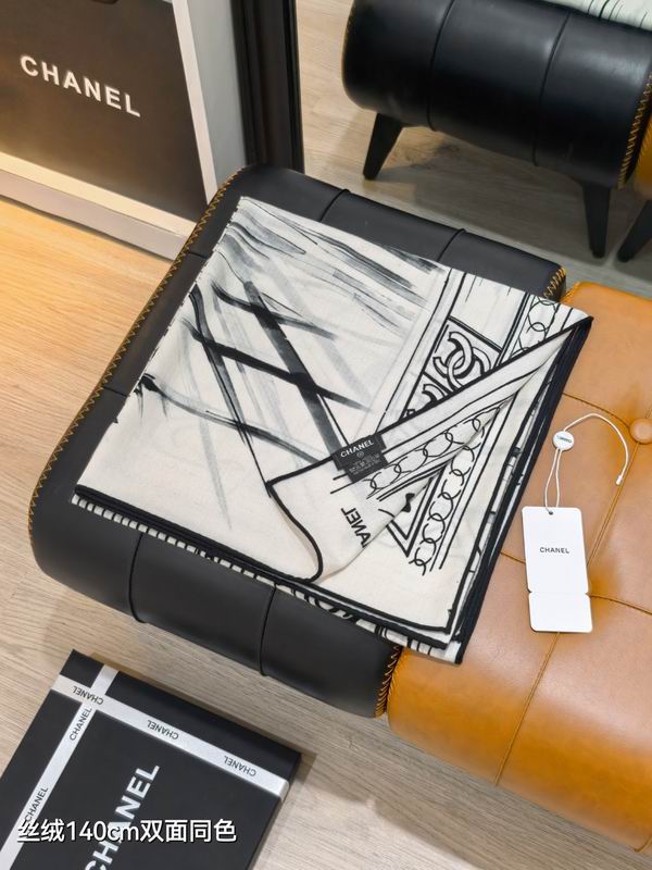 Chanel Scarf 140X140cm 70%羊绒30%真丝 E18 (15)
