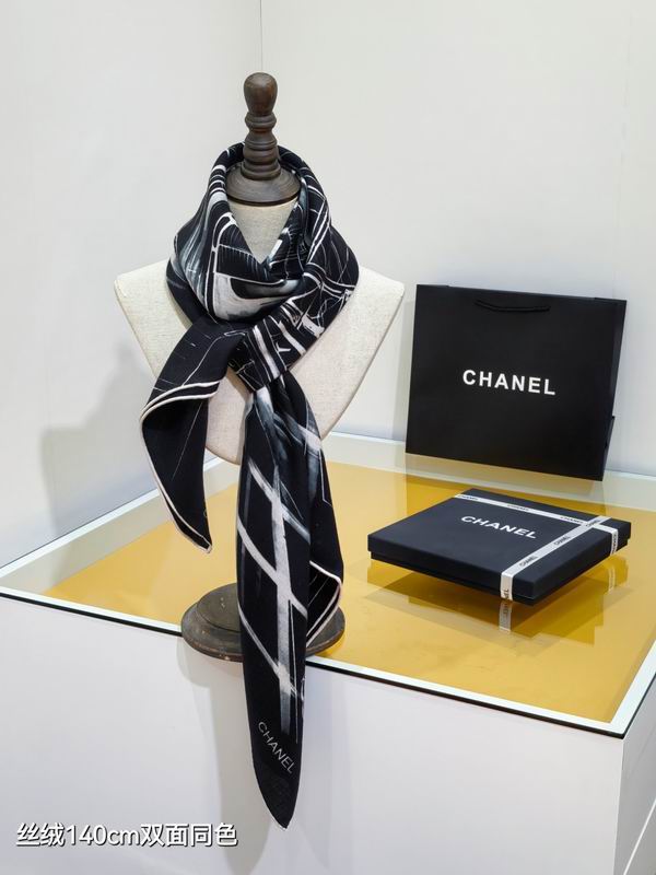 Chanel Scarf 140X140cm 70%羊绒30%真丝 E18 (2)