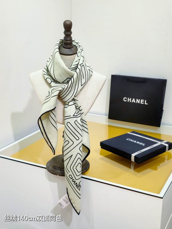 Chanel Scarf 140X140cm 70%羊绒30%真丝 E19 (10)