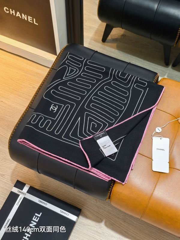 Chanel Scarf 140X140cm 70%羊绒30%真丝 E19 (7)