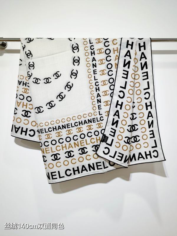 Chanel Scarf 140X140cm 70%羊绒30%真丝 E20 (11)