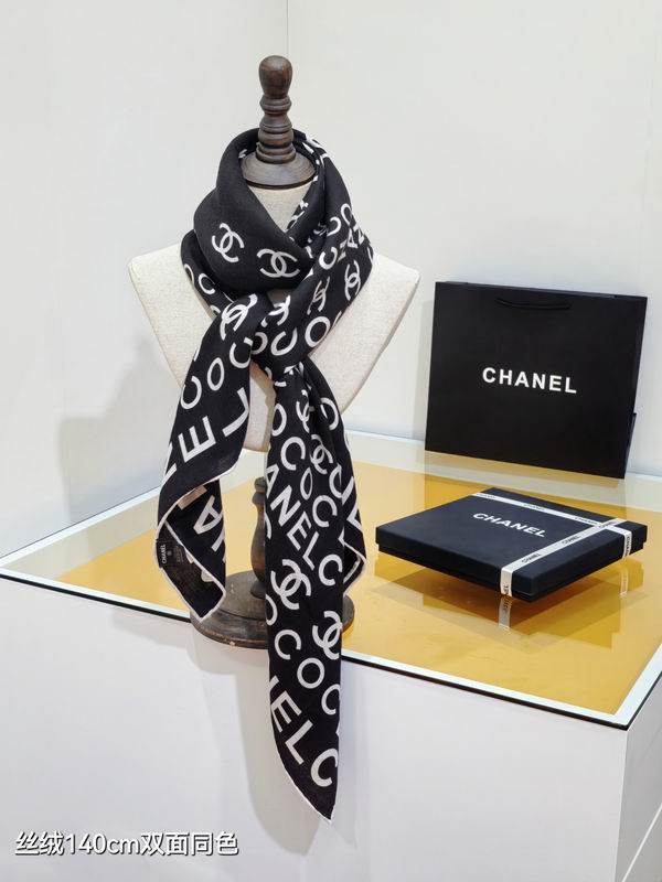Chanel Scarf 140X140cm 70%羊绒30%真丝 E20 (2)
