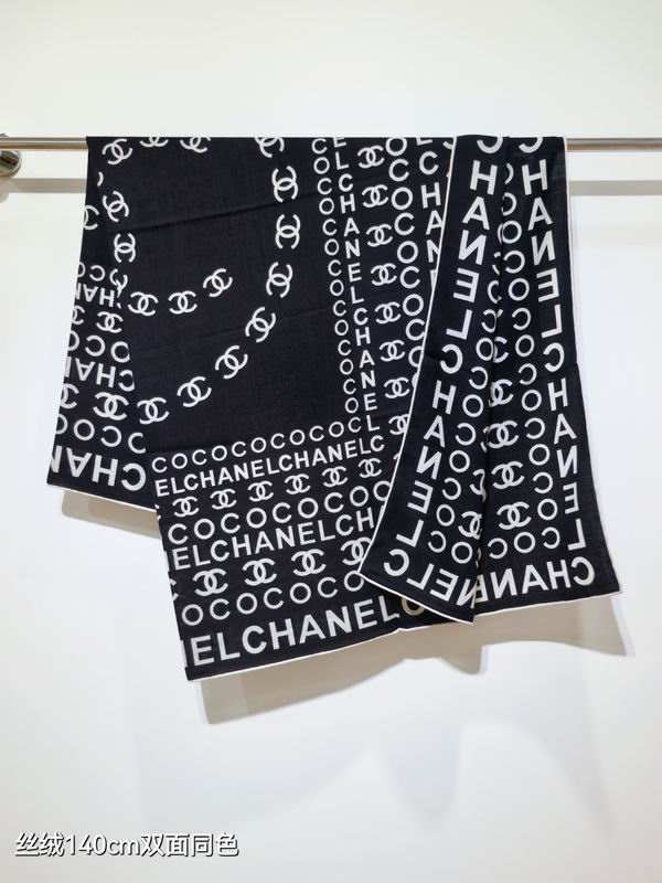 Chanel Scarf 140X140cm 70%羊绒30%真丝 E20 (3)