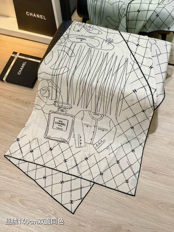 Chanel Scarf 140X140cm 70%羊绒30%真丝 E22 (14)
