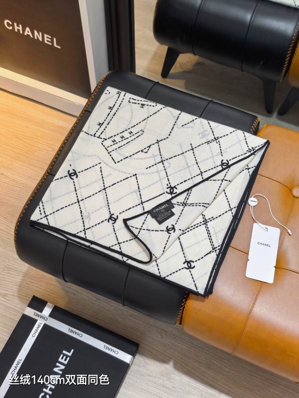 Chanel Scarf 140X140cm 70%羊绒30%真丝 E22 (15)