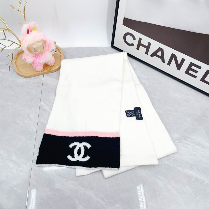 Chanel Scarf hat dx (105)