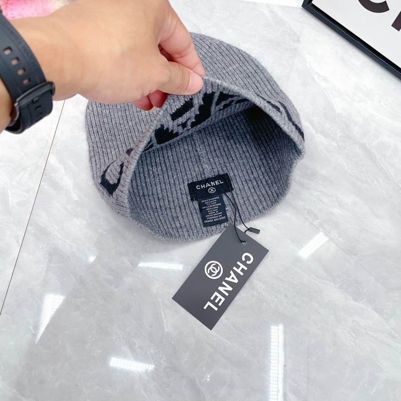 Chanel Scarf hat dx (26)