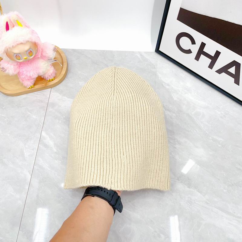 Chanel Scarf hat dx (38)