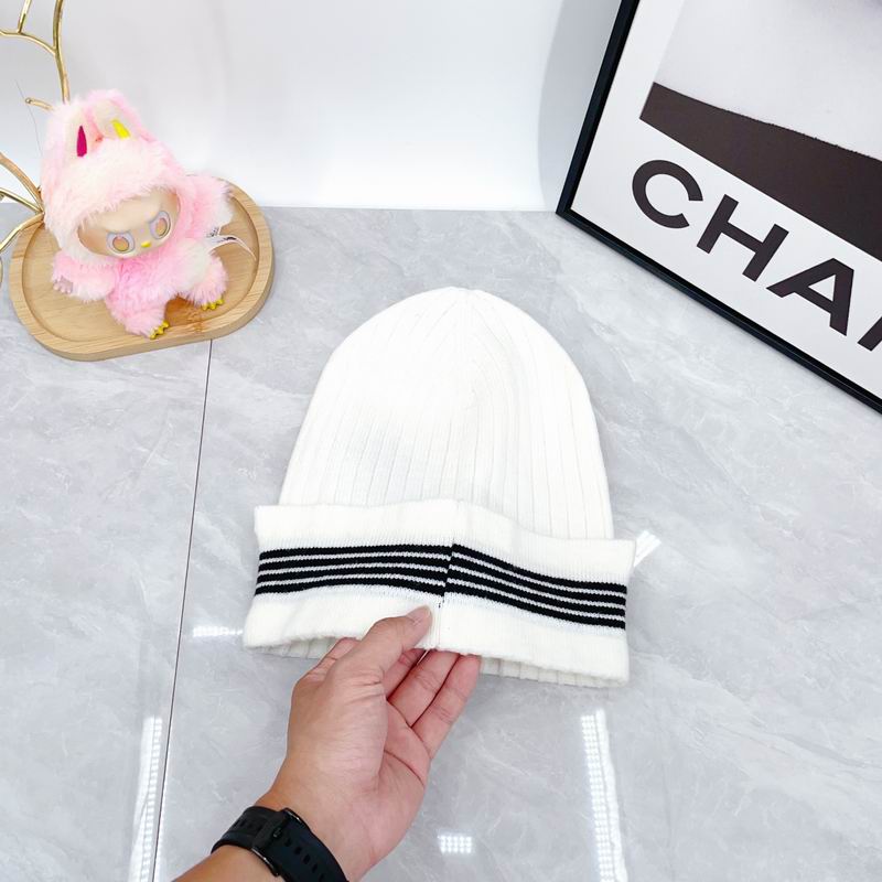 Chanel Scarf hat dx (70)