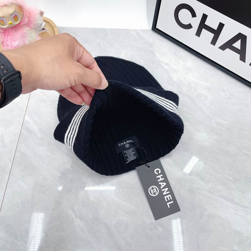 Chanel Scarf hat dx (80)
