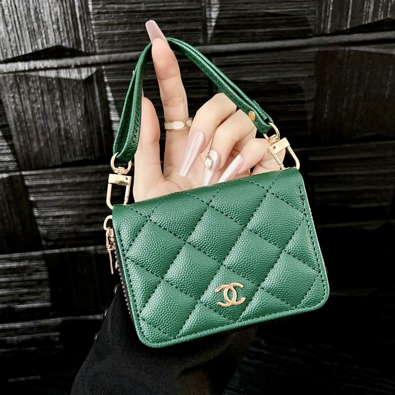 Chanel card bag (104)