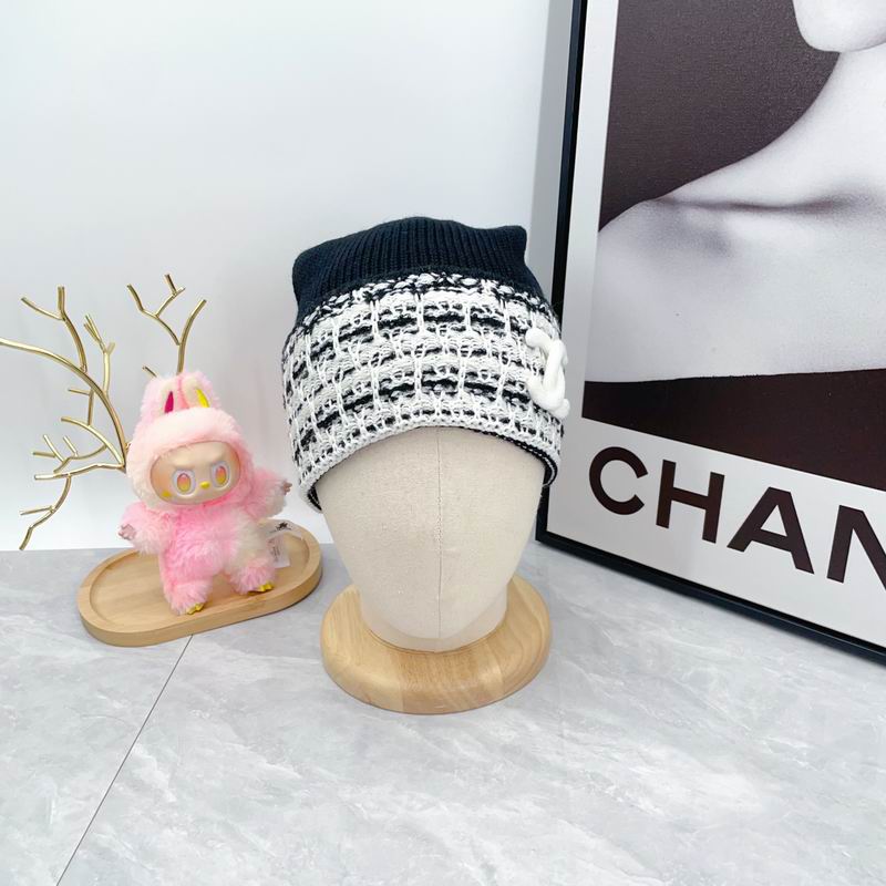 Chanel hat dx (1957)