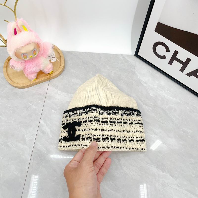 Chanel hat dx (1960)