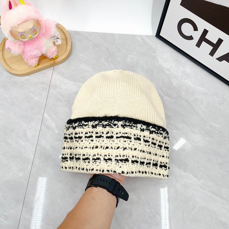 Chanel hat dx (1961)