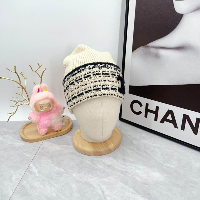 Chanel hat dx (1966)
