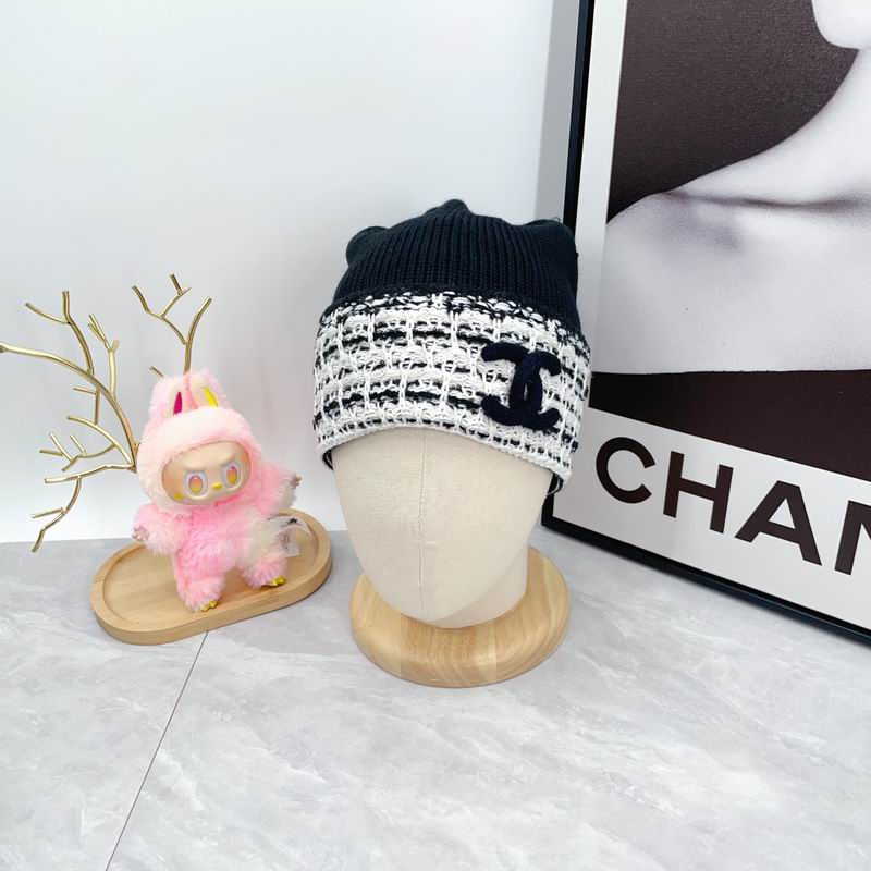 Chanel hat dx (1975)
