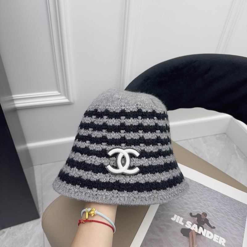 Chanel hat dx (256)
