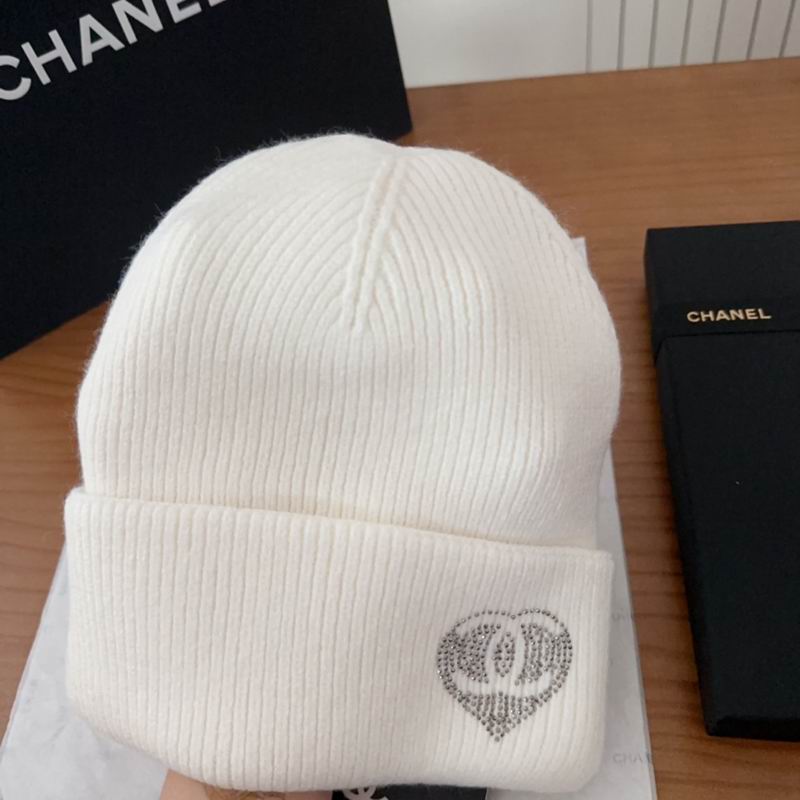 Chanel hat dx (2744)