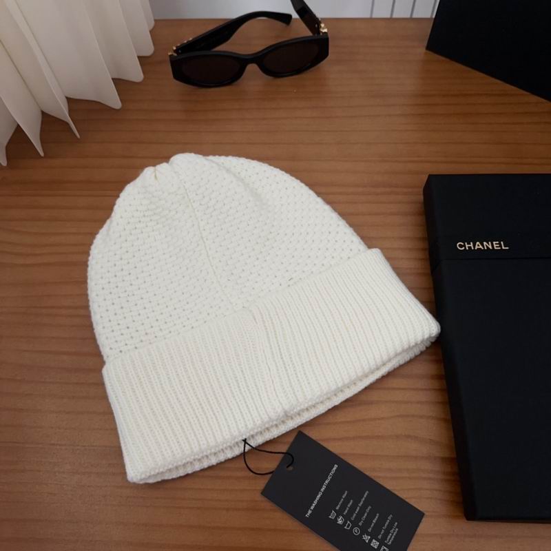 Chanel hat dx (2833)