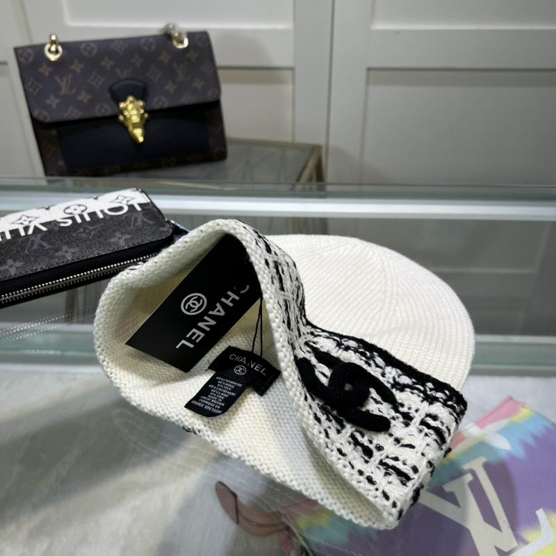 Chanel hat dx (3217)