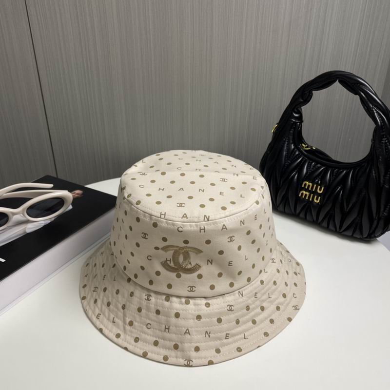 Chanel hat dx (755)