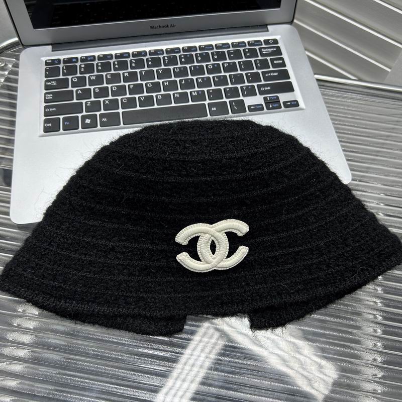 Chanel hat dx (845)