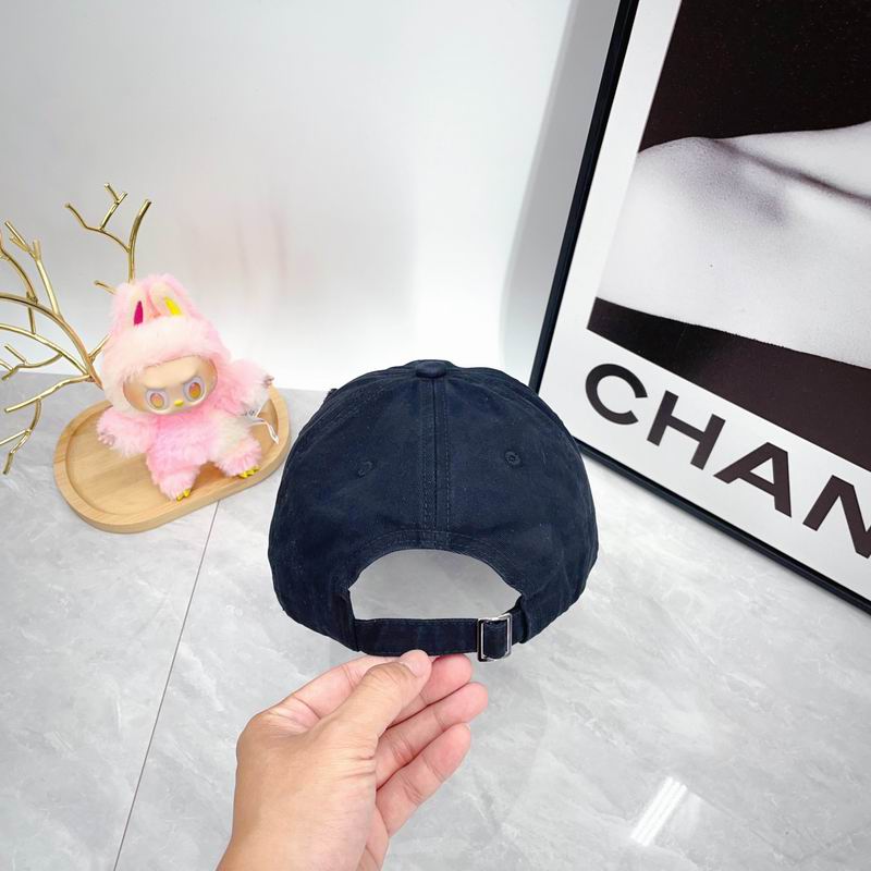 Chrome Hearts Cap dx (1827)