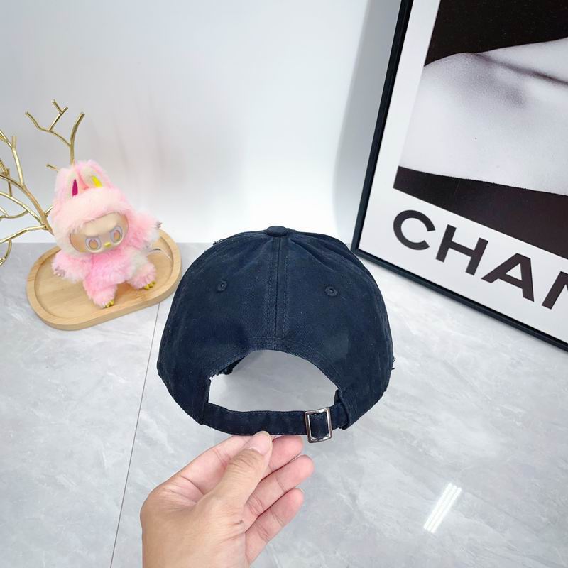 Chrome Hearts Cap dx (249)