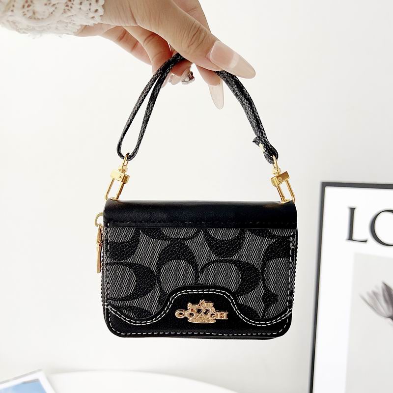 Coach card bag (65)