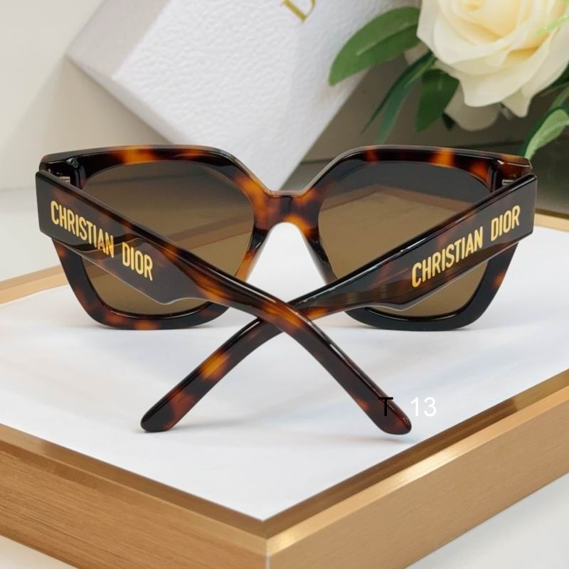 Dior CD528 56 19-145 k09