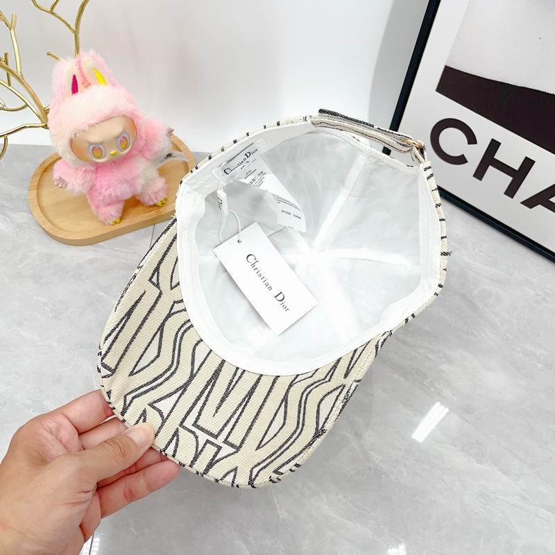 Dior Cap dx (2450)