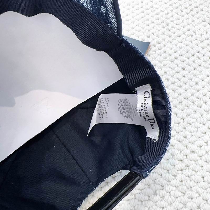 Dior Cap dx (355)