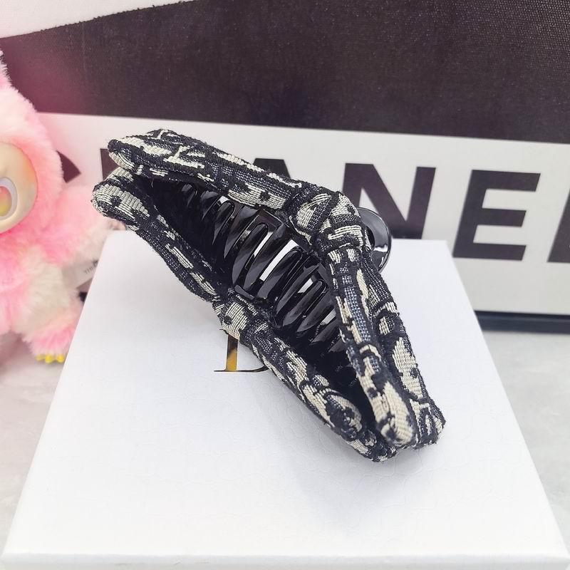 Dior Hair Grab Clip dx (19)