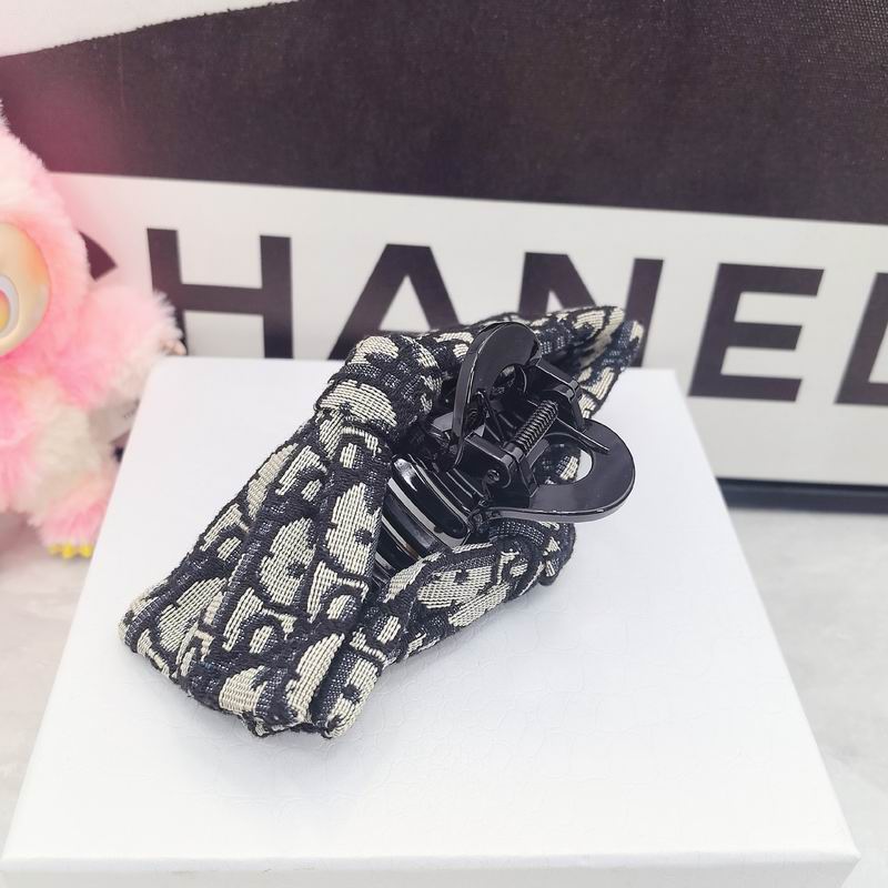 Dior Hair Grab Clip dx (20)