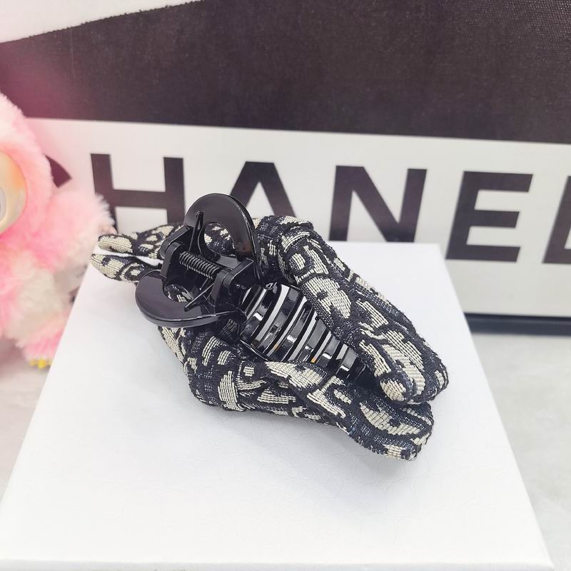 Dior Hair Grab Clip dx (21)