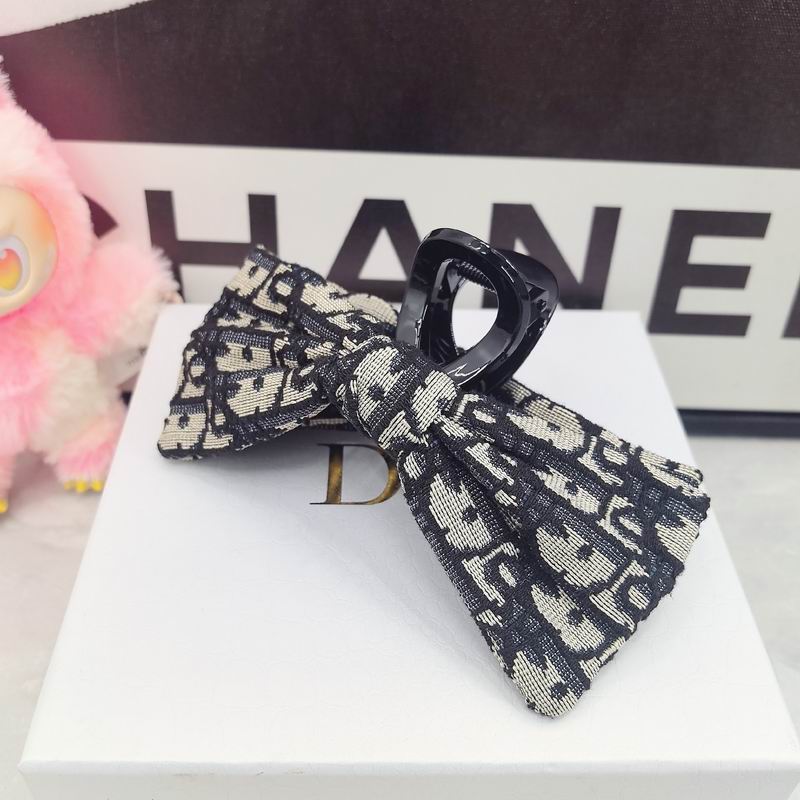 Dior Hair Grab Clip dx (27)