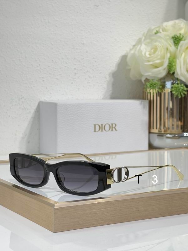 Dior S14F 57 17-135 c01