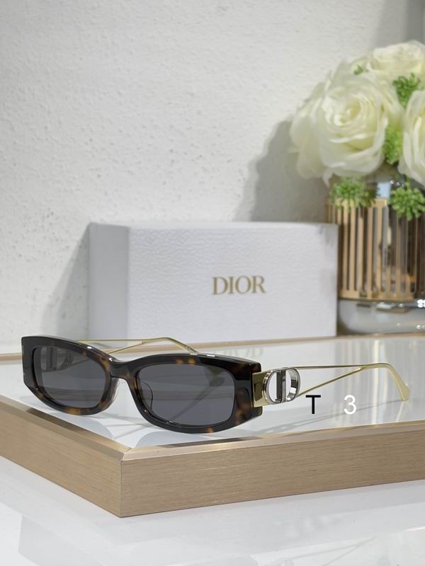 Dior S14F 57 17-135 c05