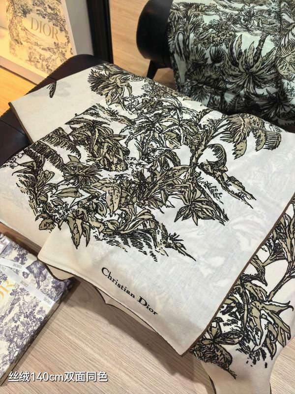 Dior Scarf 140X140cm 70%羊绒30%真丝 E06 (13)