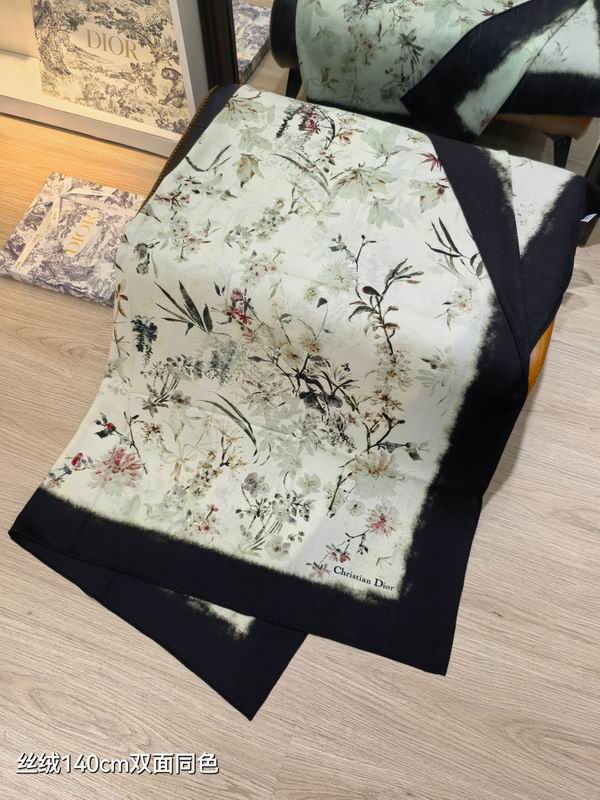 Dior Scarf 140X140cm 70%羊绒30%真丝 E32 (14)