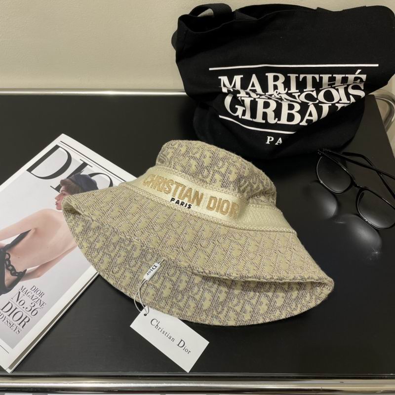 Dior hat dx (122)