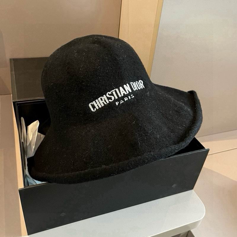 Dior hat dx (341)