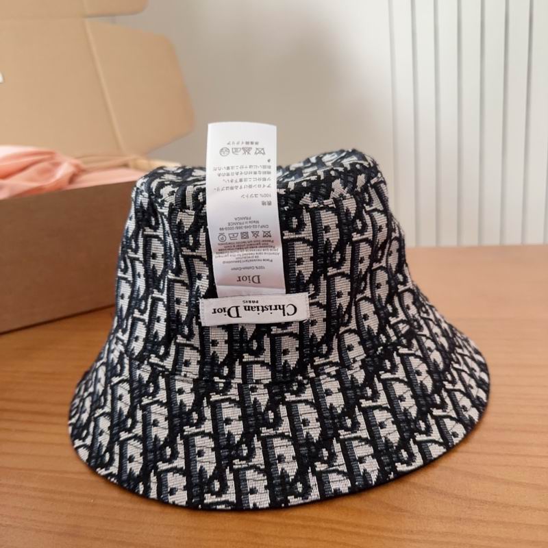 Dior hat dx (450)