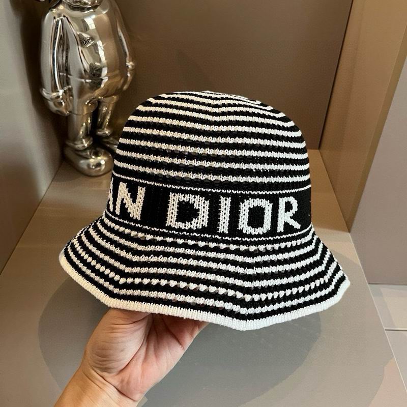 Dior hat dx (718)