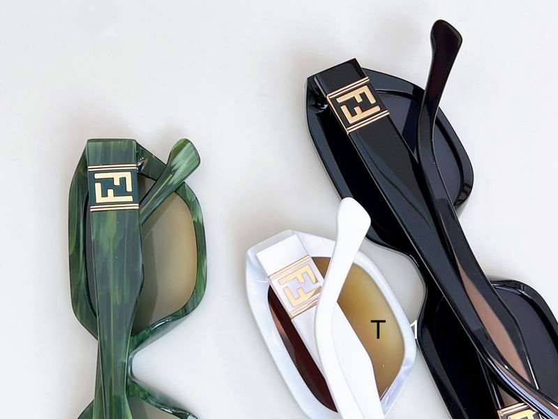 FENDI M2150FS 66 14-145 a08