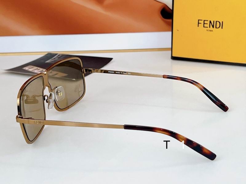 Fendi FE40195 78 8-120 a07