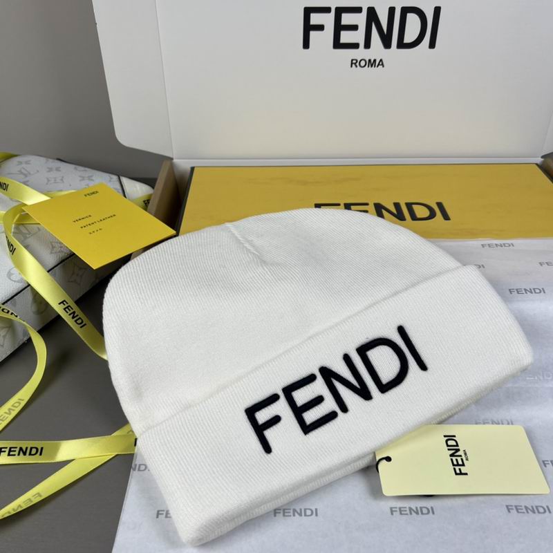 Fendi Hat dx (1400)