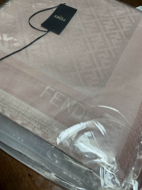 Fendi Scarf 140X140cm E33 (2)