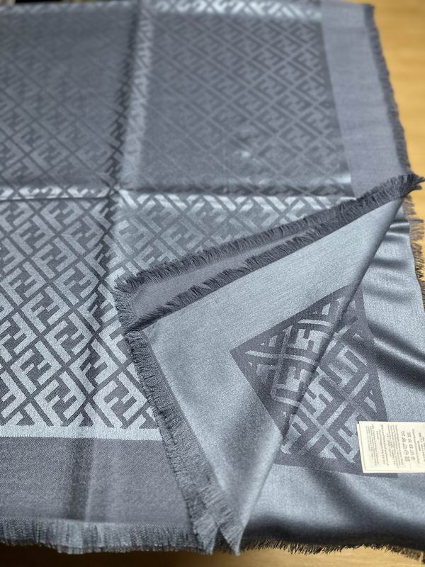 Fendi Scarf 140X140cm E37 (2)